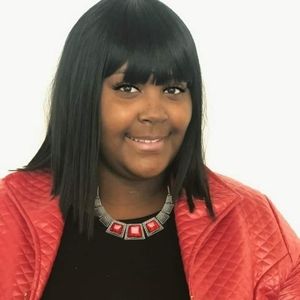 Meet your Posher, Denise